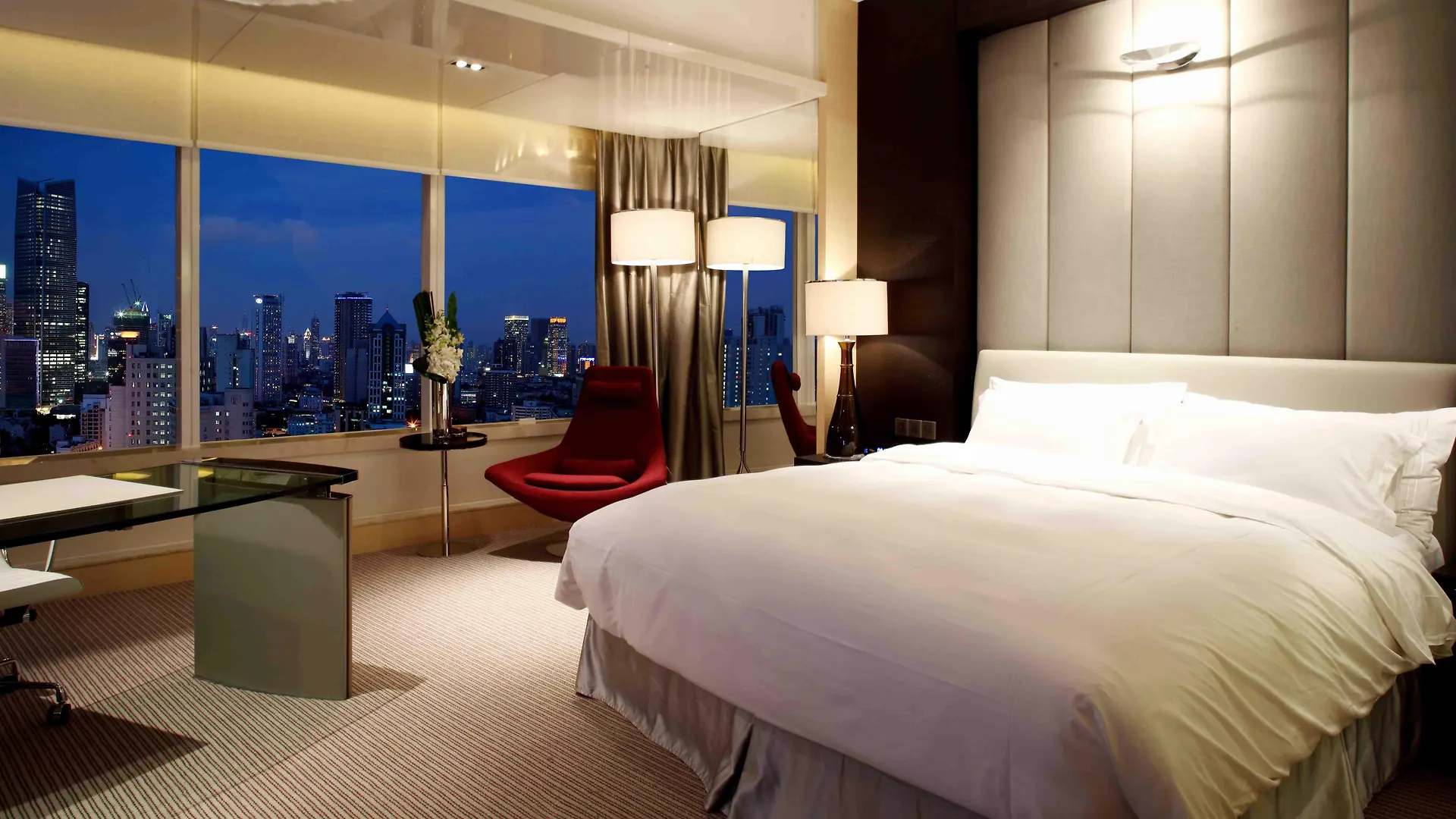 Hilton Shanghai City Center Hotel