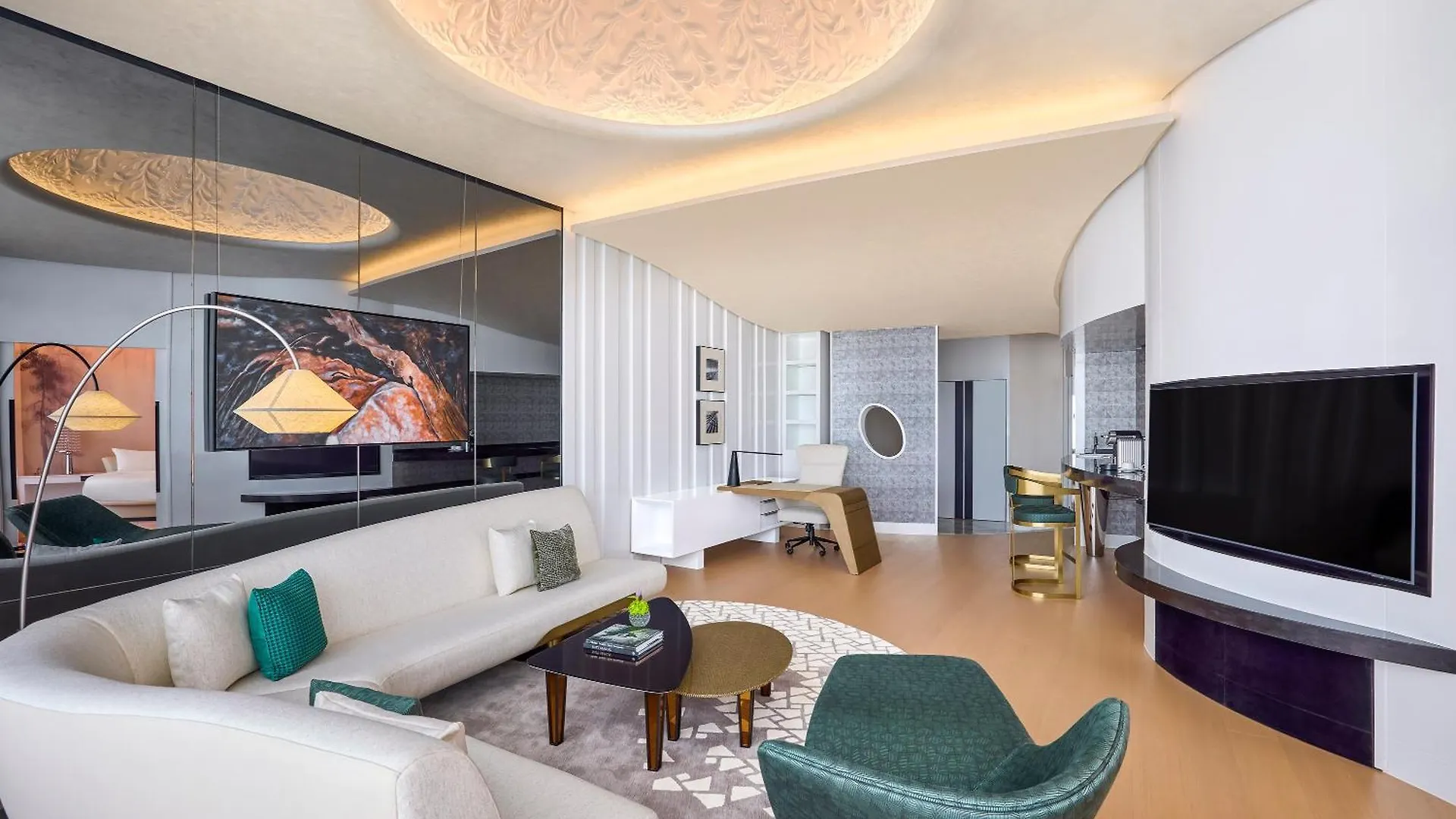 Hotel Hilton Shanghai City Center -Steps From Iconic Landmarks Wukang Mansion And Jing'An Temple