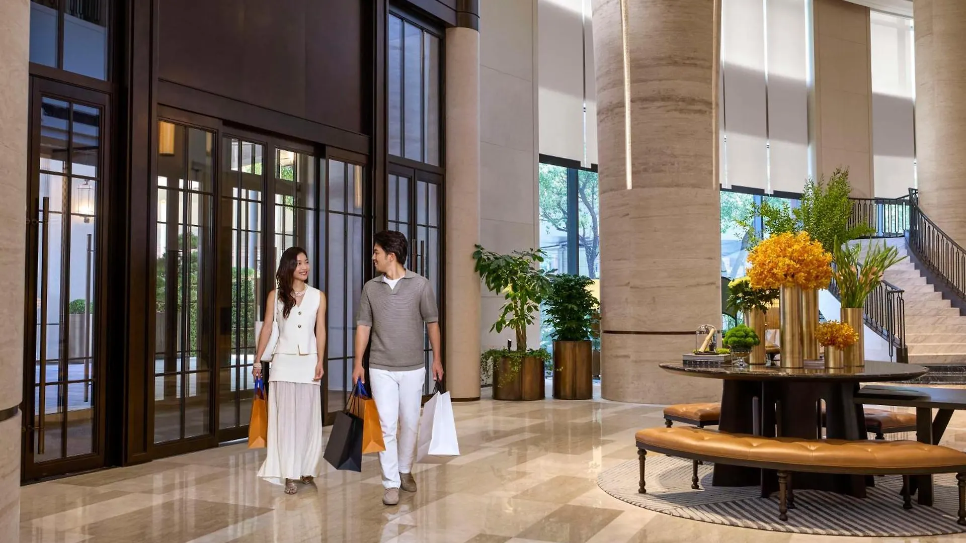 Hilton Shanghai City Center -Steps From Iconic Landmarks Wukang Mansion And Jing'An Temple 5*,
