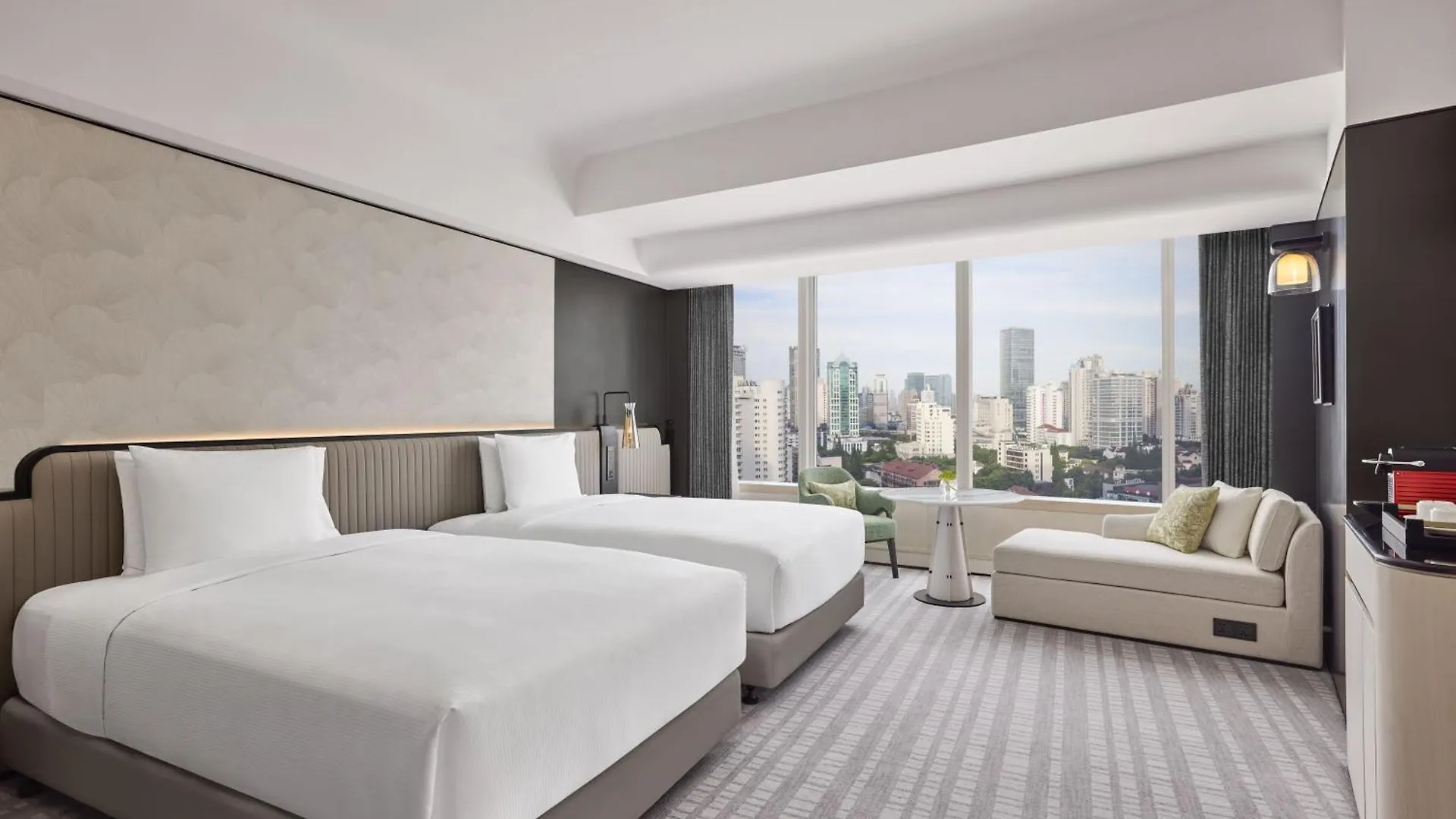 Hilton Shanghai City Center