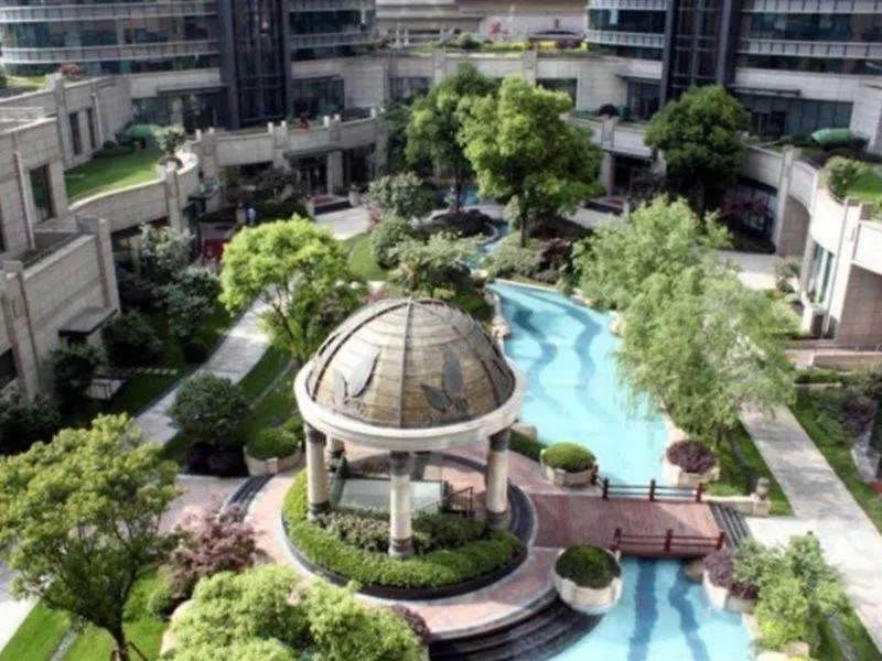 Hilton Shanghai City Center -Steps From Iconic Landmarks Wukang Mansion And Jing'An Temple 5*,  China